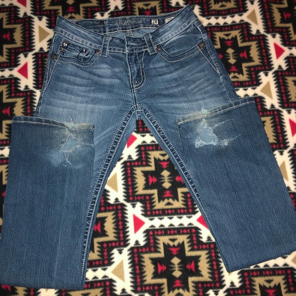 Miss Me Jeans - Picture 2 of 3